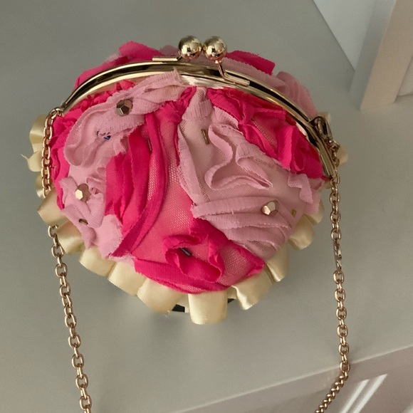 BETSEY JOHNSON “Baking Bad” Cupcake Novelty Crossbody Purse Girly BRAND NEW - Picture 13 of 15